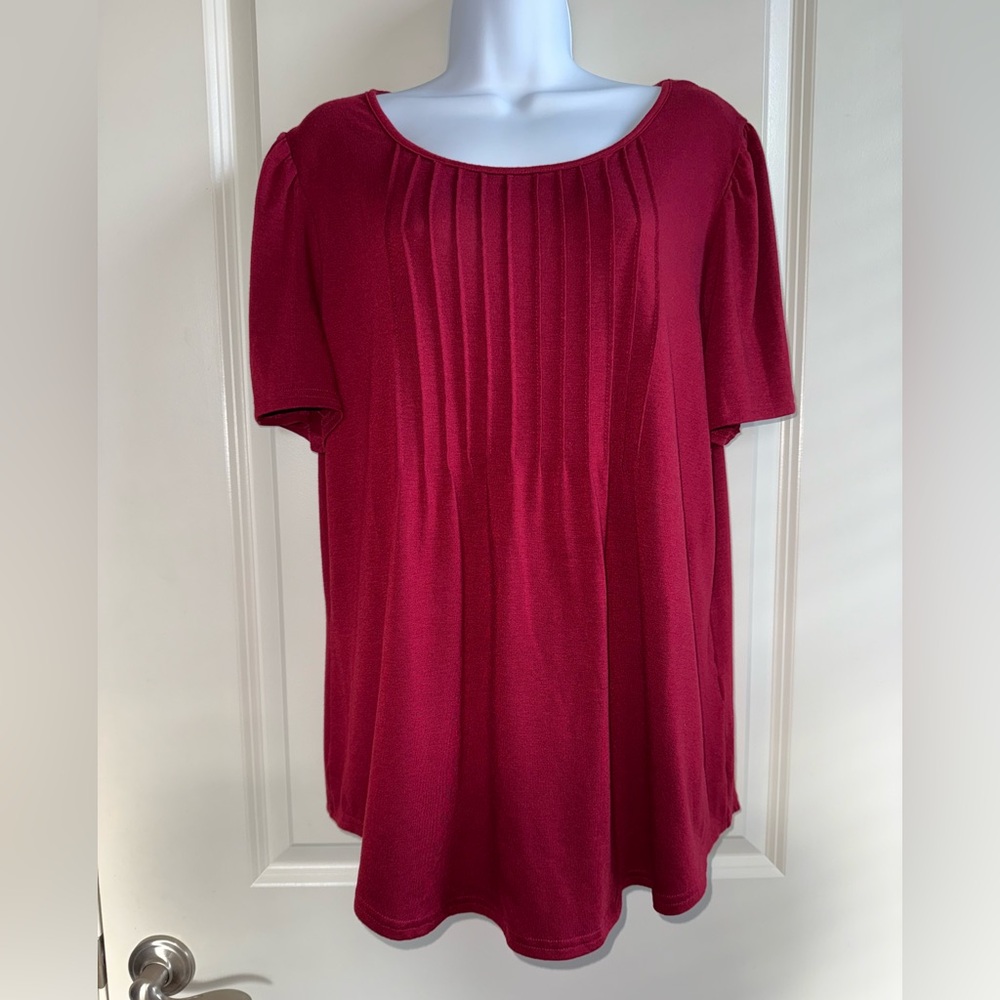Women's Red Pleated Short Sleeve Top by Ofeefan Size XL